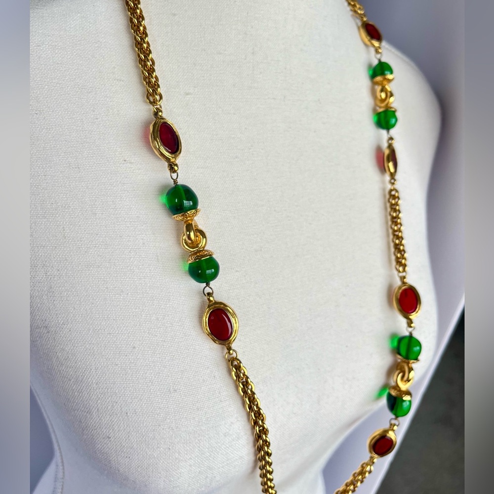 Chanel Gripoix Vintage red green glass 24k gold necklace. Rare! Authentic, EUC. - Picture 2 of 11